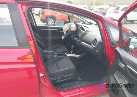 2018 Honda Fit Lx из США, поврежденный, VIN 3HGGK5H48JM735614